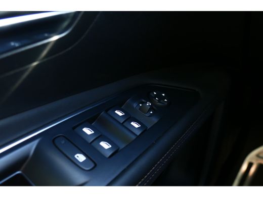 Peugeot 3008 1.2 PureTech GT / FULL-LED / ACHTERUITCAMERA / KEYLESS START / V+A PDC / CRUISE CONTROL / BLUETOO... ActivLease financial lease