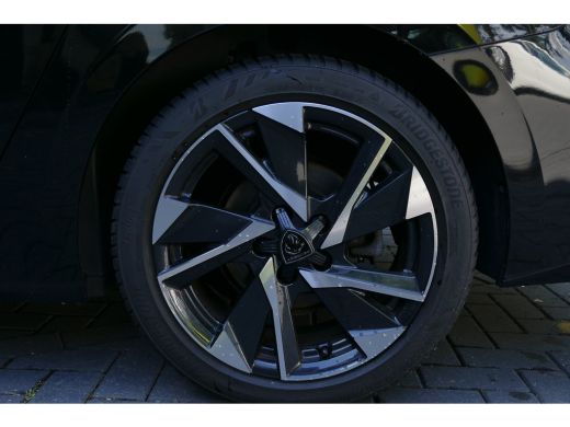 Peugeot 308 SW 1.2 PureTech Allure Pack Business / CAMERA V+A / 17'' LMV / KEYLESS / FULL-LED / NAVI / BLUETO... ActivLease financial lease
