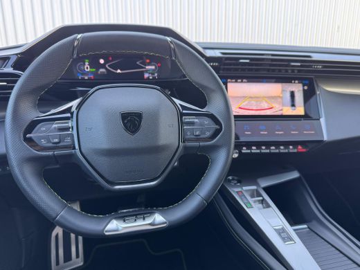 Peugeot 408 1.6 HYbrid GT | Automaat | Alcantara | Camera Voor / Achter | Adaptive Cruise Control | Draadloze... ActivLease financial lease