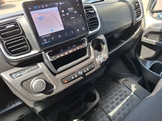 Peugeot e-Boxer 3.5t L3H2 Zwaar 110 kWh | 8 JAAR GARANTIE | CAMERA | DIGITALE BINNESPIEGEL | NAVI | BETIMMERING |... ActivLease financial lease