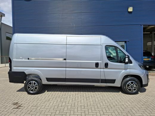 Peugeot e-Boxer 3.5t L3H2 Zwaar 110 kWh | 8 JAAR GARANTIE | CAMERA | DIGITALE BINNESPIEGEL | NAVI | BETIMMERING |... ActivLease financial lease