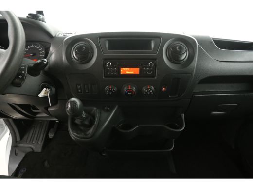 Renault Master 2.3 dCi L1H1 | Airco | Cruise | 3 Zits | Imperiaal | Trekhaak ActivLease financial lease
