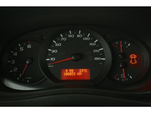 Renault Master 2.3 dCi L1H1 | Airco | Cruise | 3 Zits | Imperiaal | Trekhaak ActivLease financial lease