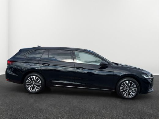 Skoda Superb Combi 1.5 TSI PHEV Edition | 204Pk | Trekhaak | Winterpakket | ACC | ActivLease financial lease