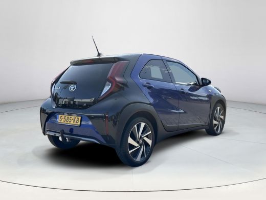 Toyota Aygo 1.0 VVT-i S-CVT Envy | BTW| tot 10 jr Fabrieksgarantie | Navigatie | Achteruitrijcamera | Trekhaak | ActivLease financial lease