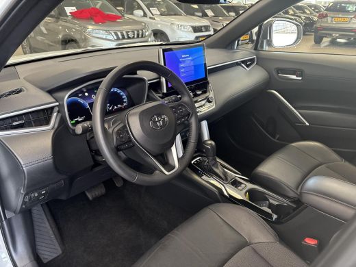Toyota Corolla Cross 2.0 High Power Hybrid First Edition ActivLease financial lease