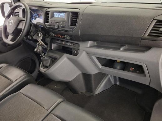 Toyota ProAce 2.0 D-4D LANG L3H1 IMPERIAAL 2500KG TREKHAAK ActivLease financial lease