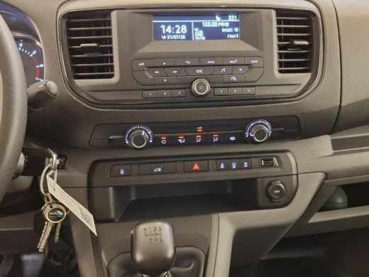 Toyota ProAce 2.0 D-4D LANG L3H1 IMPERIAAL 2500KG TREKHAAK ActivLease financial lease