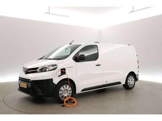 Toyota ProAce 75 kWh Extra Range Navigator L2H1 | Snelladen | SOH 92% | Werkverkeer bord | Airco | Cruise | Car... ActivLease financial lease