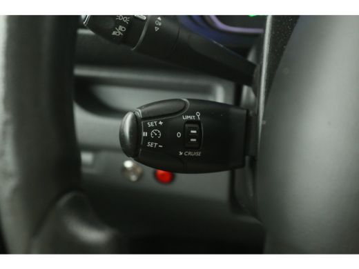 Toyota ProAce 75 kWh Extra Range Navigator L2H1 | Snelladen | SOH 92% | Werkverkeer bord | Airco | Cruise | Car... ActivLease financial lease