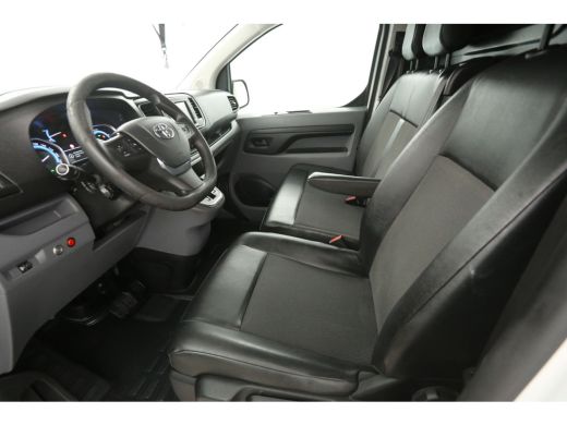 Toyota ProAce 75 kWh Extra Range Navigator L2H1 | Snelladen | SOH 92% | Werkverkeer bord | Airco | Cruise | Car... ActivLease financial lease