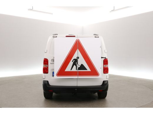 Toyota ProAce 75 kWh Extra Range Navigator L2H1 | Snelladen | SOH 92% | Werkverkeer bord | Airco | Cruise | Car... ActivLease financial lease