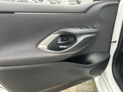 Toyota Yaris 1.5 Hybrid Executive ActivLease financial lease