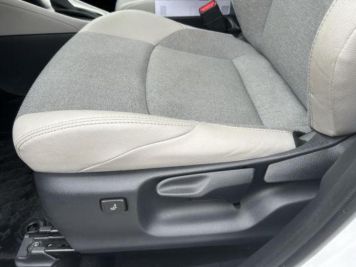 Toyota Yaris 1.5 Hybrid Executive ActivLease financial lease