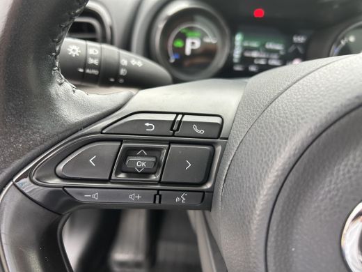 Toyota Yaris 1.5 Hybrid Executive ActivLease financial lease