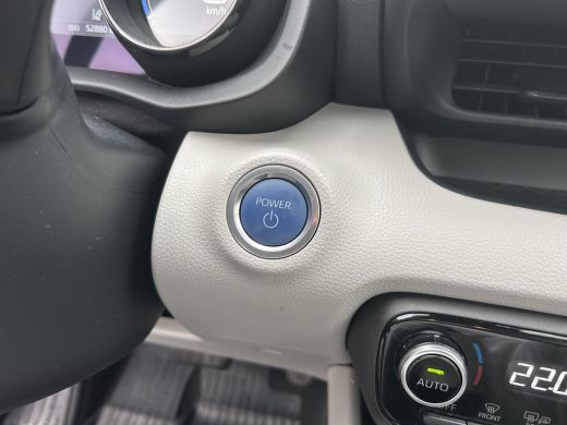 Toyota Yaris 1.5 Hybrid Executive ActivLease financial lease