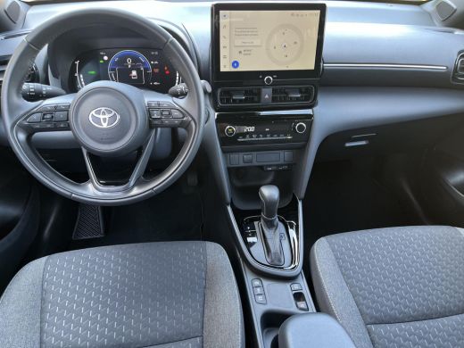 Toyota Yaris Cross 1.5 Hybrid 130 Dynamic | Carplay | Keyless entry | LED koplampen | 17 inch LM-velgen | ActivLease financial lease