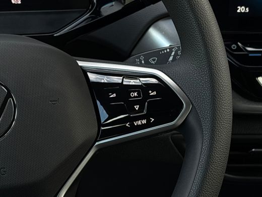 Volkswagen ID.4 Pure 52 kWh 150 pk | SoH 90,38% | Apple Carplay | Cruise control adaptief | Lane Assist ActivLease financial lease