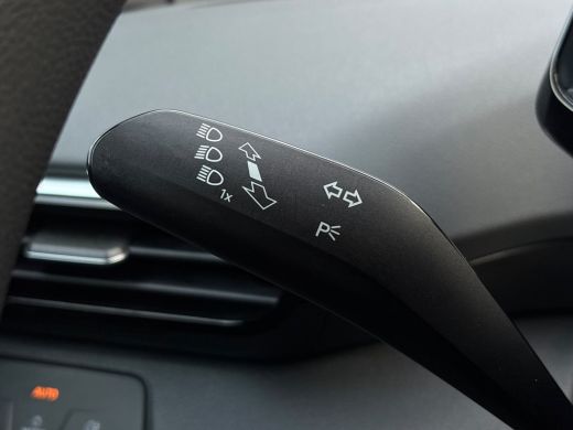 Volkswagen ID.4 Pure 52 kWh 150 pk | SoH 90,38% | Apple Carplay | Cruise control adaptief | Lane Assist ActivLease financial lease