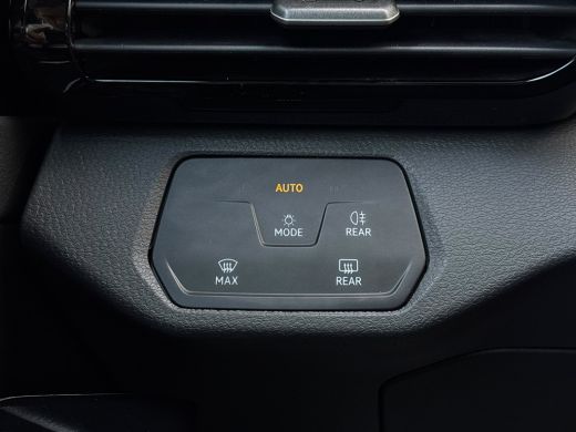 Volkswagen ID.4 Pure 52 kWh 150 pk | SoH 90,38% | Apple Carplay | Cruise control adaptief | Lane Assist ActivLease financial lease