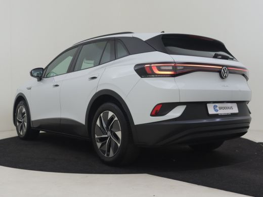 Volkswagen ID.4 Pure | Cruise control Adapt | App Connect | Parkeersensoren voor/achter | Stuur/stoelverwarming |... ActivLease financial lease