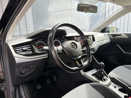Volkswagen Polo TSI 95PK COMFORTLINE NAVIGATIE/CRUISE/PARKEERSENSOREN ActivLease financial lease