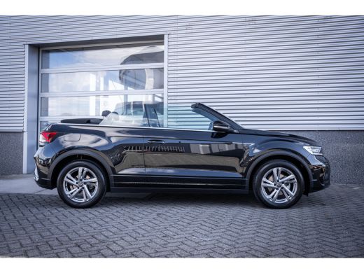 Volkswagen T-Roc 1.5 TSI R-Line | Achteruitrijcamera | Airco (automatisch) | Matrix LED koplampen ActivLease financial lease