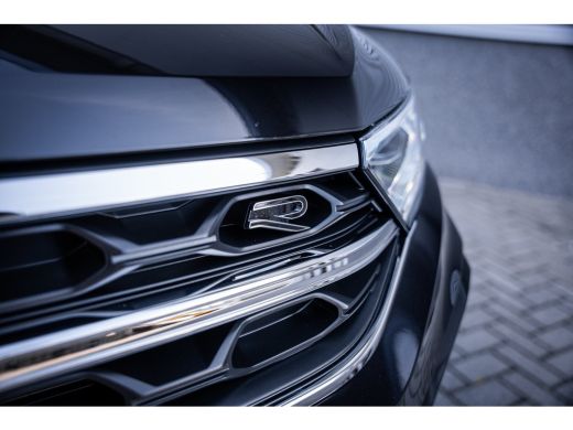 Volkswagen T-Roc 1.5 TSI R-Line | Achteruitrijcamera | Airco (automatisch) | Matrix LED koplampen ActivLease financial lease