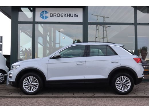 Volkswagen T-Roc 1.5 TSI Style| TREKHAAK | AUTOMAAT | 16"LMV | Bluetooth telefoonvoorbereiding | Bots waarschuwing... ActivLease financial lease