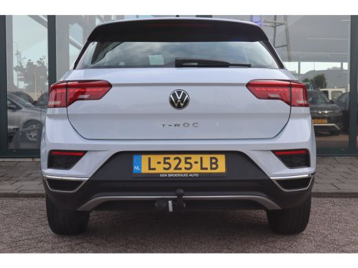Volkswagen T-Roc 1.5 TSI Style| TREKHAAK | AUTOMAAT | 16"LMV | Bluetooth telefoonvoorbereiding | Bots waarschuwing... ActivLease financial lease