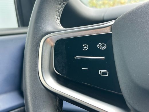 Volvo  EX30 Single Motor Extended Range Plus 69 kWh | Harman/Kardon | Warmtepomp | Camera | Pilot Assist | ActivLease financial lease