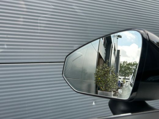 Volvo  EX30 Single Motor Extended Range Plus 69 kWh | Harman/Kardon | Warmtepomp | Camera | Pilot Assist | ActivLease financial lease