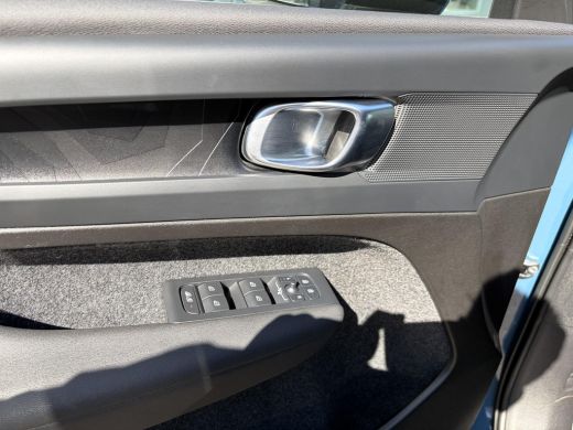 Volvo  XC40 Core Recharge Pure Electric 2WD SOH 97% |  | APPLE CARPLAY | STUUR/STOEL VERWARMING | ACCUGARANTI... ActivLease financial lease