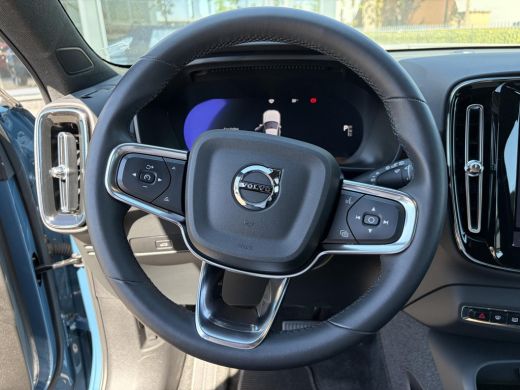 Volvo  XC40 Core Recharge Pure Electric 2WD SOH 97% |  | APPLE CARPLAY | STUUR/STOEL VERWARMING | ACCUGARANTI... ActivLease financial lease