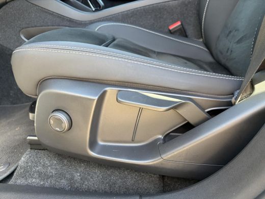 Volvo  XC40 Core Recharge Pure Electric 2WD SOH 97% |  | APPLE CARPLAY | STUUR/STOEL VERWARMING | ACCUGARANTI... ActivLease financial lease