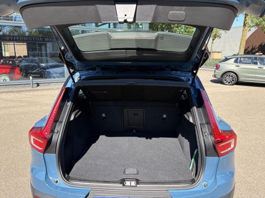 Volvo  XC40 Core Recharge Pure Electric 2WD SOH 97% |  | APPLE CARPLAY | STUUR/STOEL VERWARMING | ACCUGARANTI... ActivLease financial lease