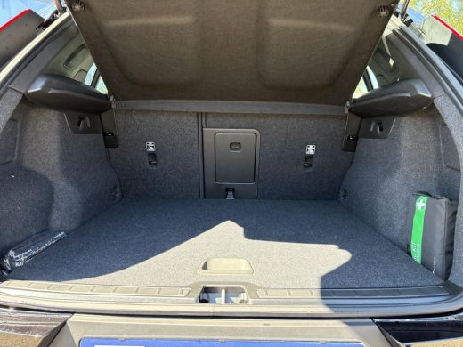 Volvo  XC40 Core Recharge Pure Electric 2WD SOH 98% | STOEL STUUR VERWARMING | RIJKLAAR MET 12 MND BOVAG GARA... ActivLease financial lease