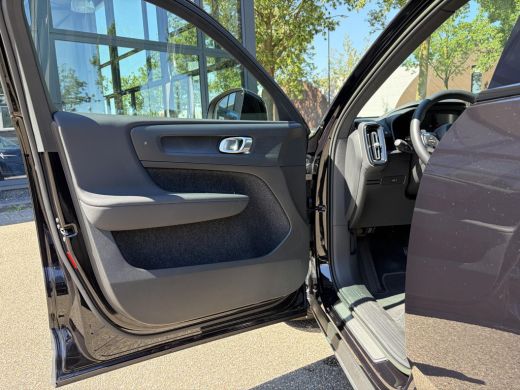 Volvo  XC40 Core Recharge Pure Electric 2WD SOH 98% | STOEL STUUR VERWARMING | RIJKLAAR MET 12 MND BOVAG GARA... ActivLease financial lease