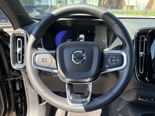 Volvo  XC40 Plus Recharge Pure Electric 2WD SOH 96% | ELEKTRISCHE ACHTERKLEP | APPLE CARPLAY | STOEL- & STUUR... ActivLease financial lease