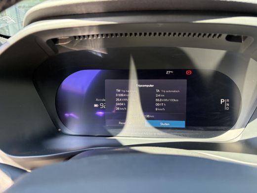 Volvo  XC40 Plus Recharge Pure Electric 2WD SOH 96% | ELEKTRISCHE ACHTERKLEP | APPLE CARPLAY | STOEL- & STUUR... ActivLease financial lease
