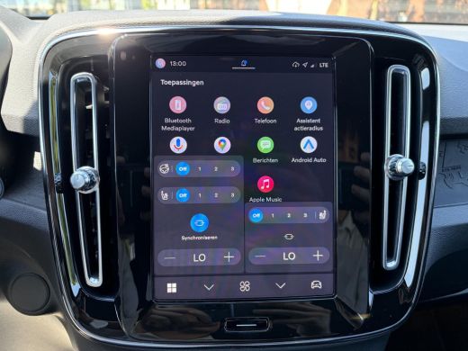 Volvo  XC40 Plus Recharge Pure Electric 2WD SOH 96% | ELEKTRISCHE ACHTERKLEP | APPLE CARPLAY | STOEL- & STUUR... ActivLease financial lease