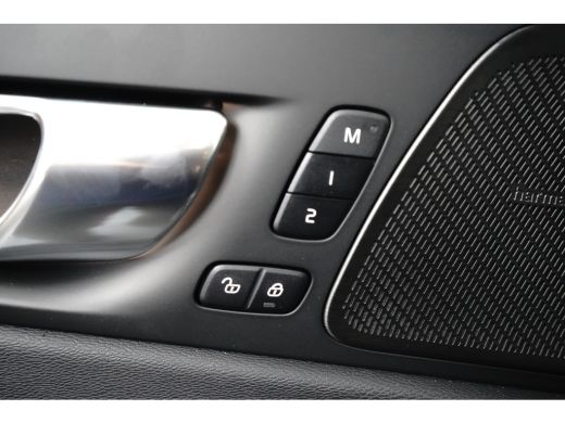 Volvo  XC60 T6 Recharge AWD Plus Black Edition | Facelift | Head-Up | 360&deg; Camera | Harman/Kardon | Sportstoe... ActivLease financial lease