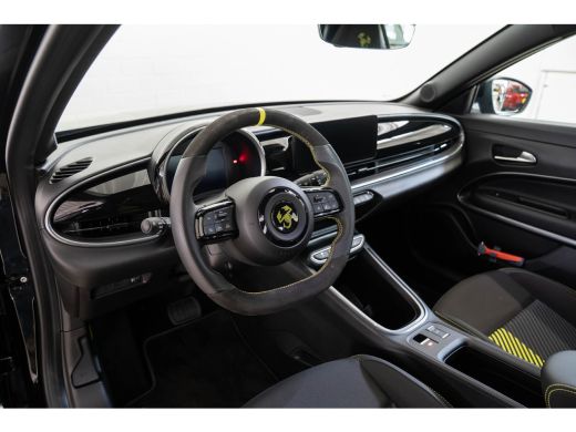 Abarth 600e Turismo 54 kWh | Tot 8 Jaar Garantie | SOH 98% | Adaptive Cruise | Apple Carplay & Android Auto |... ActivLease financial lease