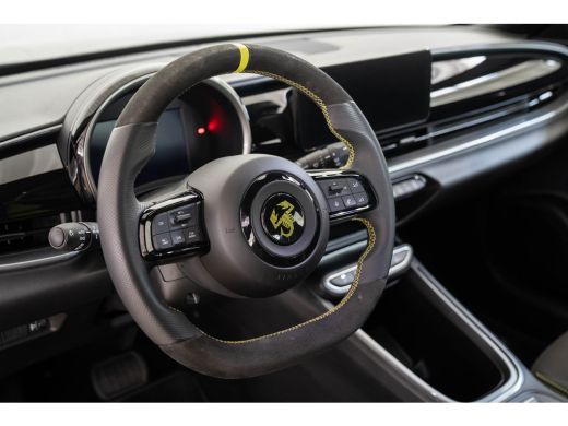 Abarth 600e Turismo 54 kWh | Tot 8 Jaar Garantie | SOH 98% | Adaptive Cruise | Apple Carplay & Android Auto |... ActivLease financial lease