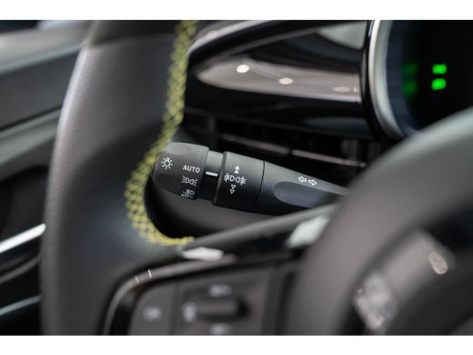 Abarth 600e Turismo 54 kWh | Tot 8 Jaar Garantie | SOH 98% | Adaptive Cruise | Apple Carplay & Android Auto |... ActivLease financial lease