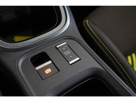 Abarth 600e Turismo 54 kWh | Tot 8 Jaar Garantie | SOH 98% | Adaptive Cruise | Apple Carplay & Android Auto |... ActivLease financial lease