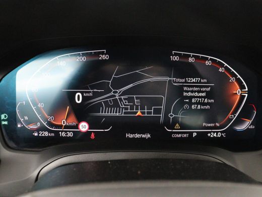 BMW 3 Serie 318i Business Edition | Cruise controle | Navigatie | Carplay | Park assist | Virtueel dahboard |... ActivLease financial lease