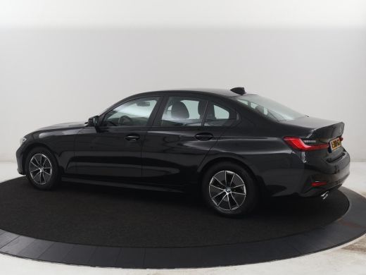 BMW 3 Serie 318i Business Edition | Cruise controle | Navigatie | Carplay | Park assist | Virtueel dahboard |... ActivLease financial lease