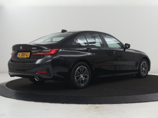 BMW 3 Serie 318i Business Edition | Cruise controle | Navigatie | Carplay | Park assist | Virtueel dahboard |... ActivLease financial lease