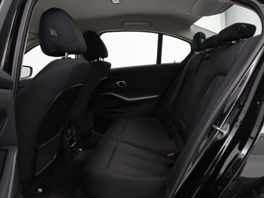 BMW 3 Serie 318i Business Edition | Cruise controle | Navigatie | Carplay | Park assist | Virtueel dahboard |... ActivLease financial lease